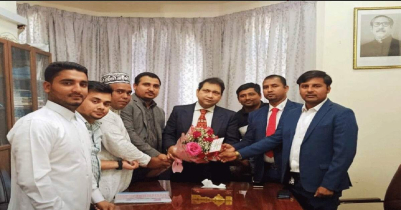 Bangladeshi expatriates meet with the Ambassador in Qatar