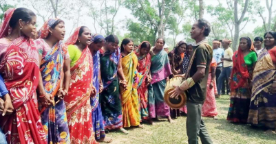 কমলগঞ্জের দলই চা-বাগানে নাচে-গানে শুরু চায়ের পাতা সংগ্রহ