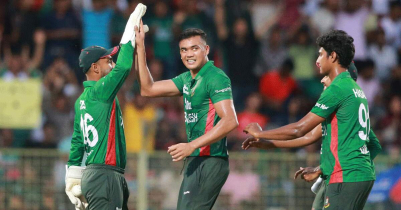 Taskin strikes twice in Powerplay as rain stops play