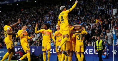 Barcelona win La Liga title with Espanyol rout