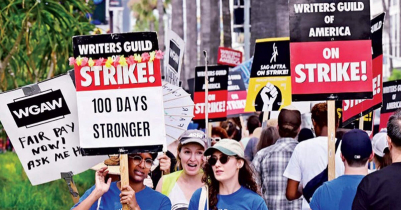 Striking Hollywood writers return to bargaining table