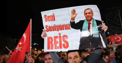 Resurgent Erdogan heads for historic election runoff