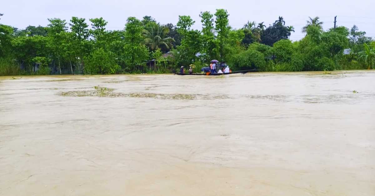 বন্যায় জুড়ীতে প্রায় ৩২ হাজার মানুষ পানিবন্ধি হওয়ার তথ্য নিশ্চিত করেছেন উপজেলা প্রশাসন।