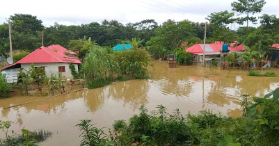 মৌলভীবাজারে আশ্রয়ণ প্রকল্পে প্রবেশ করলো মনু নদের পানি